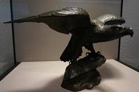 Eagle,_By_Suzuki_Chokichi_Suzuki_鈴木長吉「鷲置物」.jpg