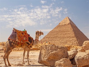 shutterstock_2692685739_Giza Pyramids_Gizas piramīdas.jpg