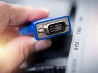 Shutterstock_1720928431_vga cable_vga vads.jpg