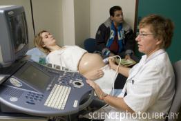 C0063328-Pregnant_woman,_ultrasonography-SPL.jpg