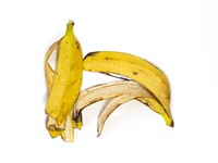 Shutterstock_1685275915_banana peels_banānu mizas.jpg