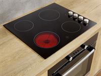 Shutterstock_2081983432_electric stove_elektriskā plīts.jpg