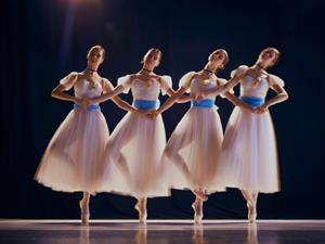 Shutterstock_2468847945_ballet_balets.jpg