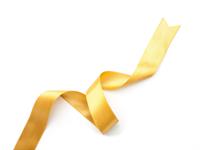 Shutterstock_523575457_yellow ribbon_dzeltena lente.jpg