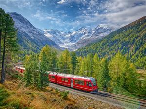 Shutterstock_1557558848_train_vilciens.jpg