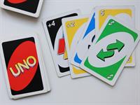 onajourney Shutterstock_uno cards_uno kārtis.jpg