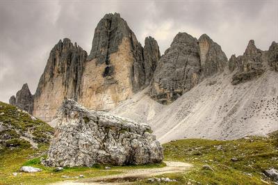 three-peaks-g441d8fe4a_1280.jpg
