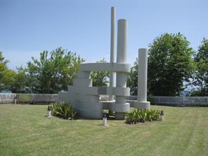 tobago_courland_monument.jpg