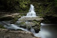 waterfall-5138793_1920.jpg