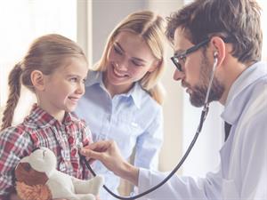 Shutterstock_523943446_doctor_ārsts.jpg