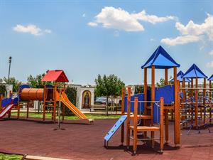 playground-2560993_1920.jpg