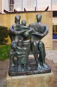 342 httpscommons.wikimedia.orgwikiFileHenry_Moore,_Family_Group_(1950).jpg.jpg