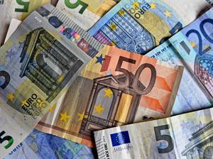 Eiro banknotes.jpg