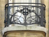 304 httpscommons.wikimedia.orgwikiFileBalcon_de_lh%C3%B4tel_Guimard_(Paris)_(4818661086).jpg.jpg