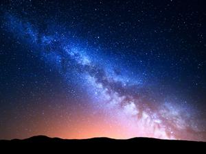 Shutterstock_436818499_milky way_piena ceļš.jpg