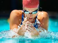 Shutterstock_2412342747_swimming_peldēšana.jpg