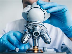 shutterstock_1014984946_microscope_mikroskops.jpg
