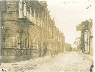 daugavpils valsts skolot instit ēka 1921. - 40..jpg