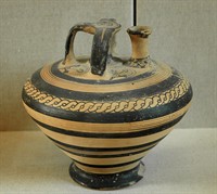 WIKI_20251027_Mycenaean_stirrup_vase_Louvre_AO19201.jpg