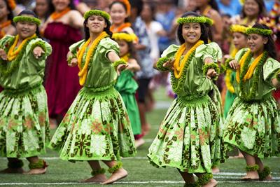hawaiian-hula-dancers-pix.jpg