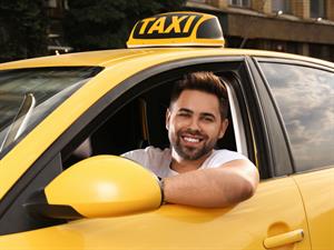 Shutterstock_2056944956_taxi driver_taksometra vadītājs.jpg