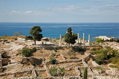 Phoenician-ruins-Byblos-Lebanon.jpg