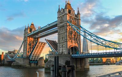 tower-bridge1-pix.jpg