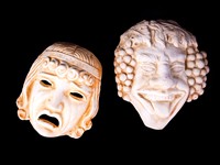 shutterstock_778197421_comedy and tragedy masks_komēdijas un traģēdijas maskas.jpg