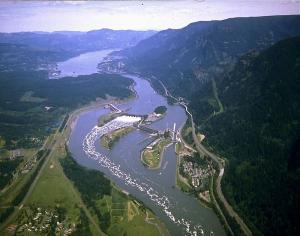 Corps-engineers-archives_bonneville_dam_looking_east.jpg