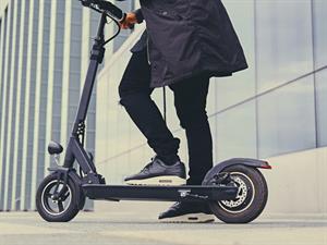 electric_scooter_shutterstock_697687990.jpg