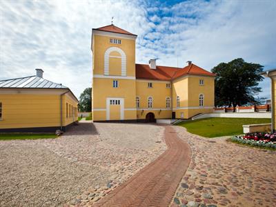 Shutterstock_114011638_Ventspils Livonian Order castle_Ventspils viduslaiku pils.jpg