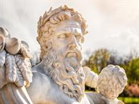 Shutterstock_627952256_Zeus_Zevs.jpg