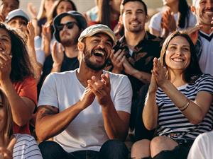 Shutterstock_1639609894_spectators_skatītāji.jpg