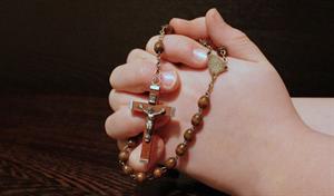 rosary-1211064_1280_simbolika.jpg