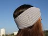 Shutterstock2183409757knittedheadbandausulentasildītājs.jpg