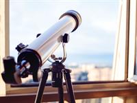 Shutterstock_1201410979_telescope_teleskops.jpg