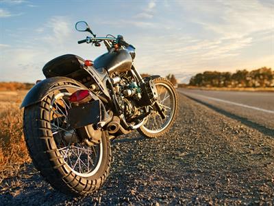 Shutterstock_290736494_motorbike_motocikls.jpg