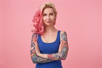 shutterstock_1414060592_woman with tattoos_sieviete ar tetovējumiem.jpg