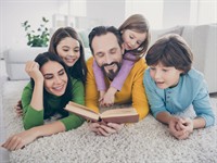 Shutterstock_1671703666_family_ģimene.jpg