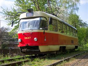 Shutterstock_1716858463_tram_tramvajs.jpg