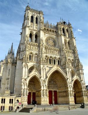 Amiens-Cathedral.jpg