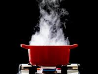shutterstock_132428087_cooking pot_katliņš vārās.jpg