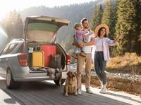 Shutterstock_2237963891_road trip_ceļojums mašīnā.jpg