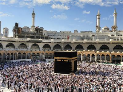 hikrcn Shutterstock_Kaaba_Kaābas akmens Mekā.jpg