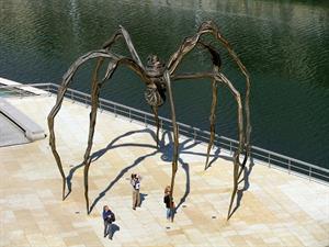 293 httpscommons.wikimedia.orgwikiFileSpider._Guggenheim_Museum,_Bilbao.JPG.jpg