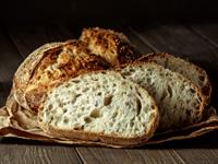 Shutterstock_1681636303_bread_maize.jpg
