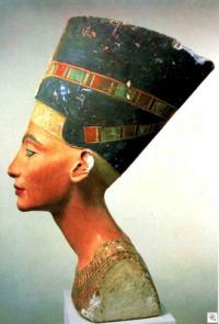 nefertiti_profile_thumb 3.jpg