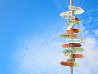 shutterstock_125231870_travel sign_ceļošanas zīme.jpg