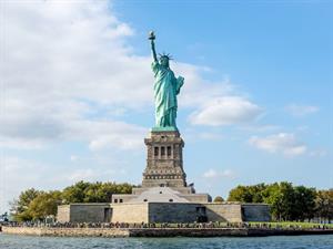 Shutterstock_163278785_statue of liberty.jpg