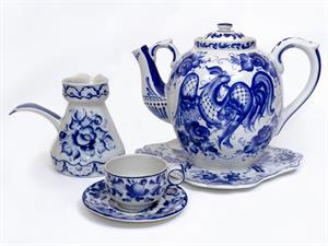 Shutterstock_310993397_russian porcelain_krievu porcelāns.jpg